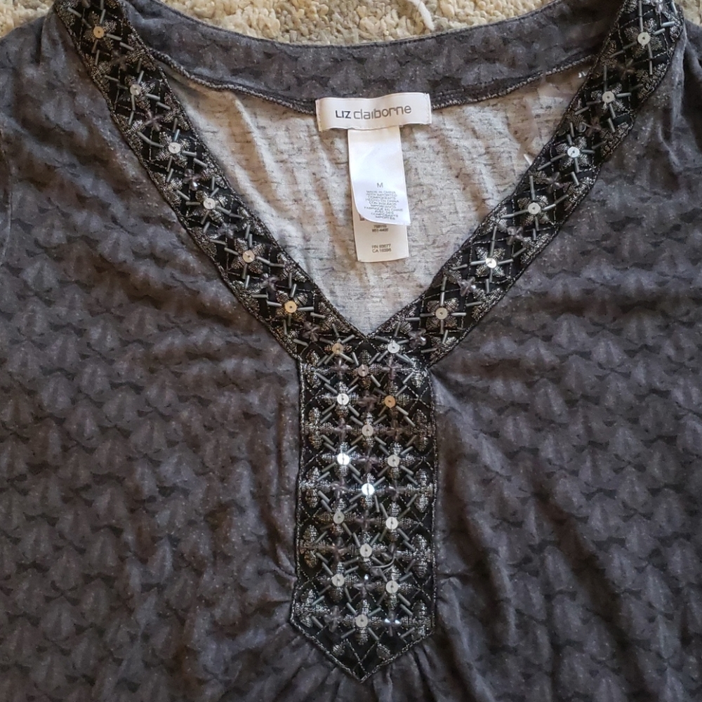 Formal V-Neck Top - Picture 3 of 5
